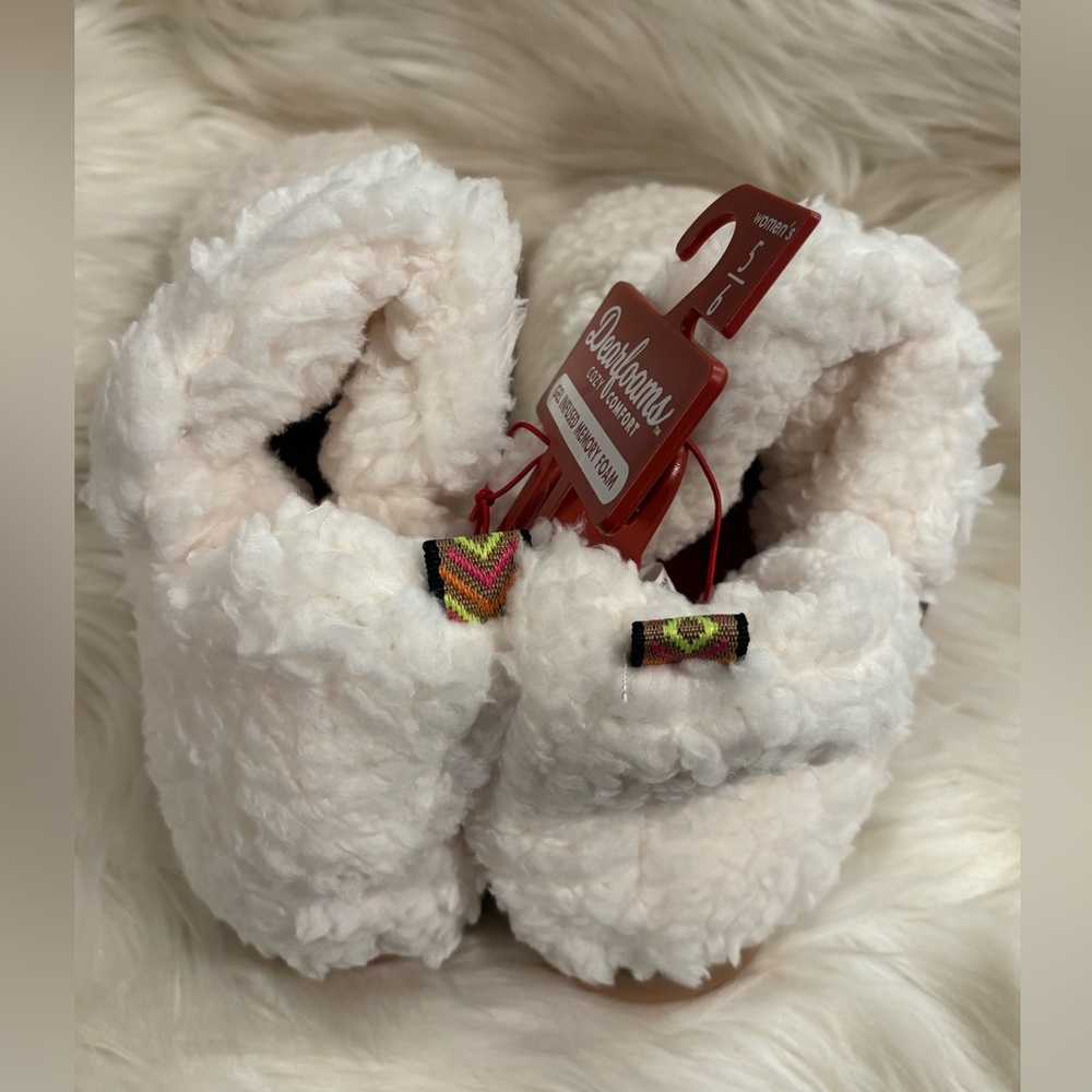 Dearfoams Cozy Comfort Women's Teddy Bootie Slippers 5-6 - Picture 3 of 7